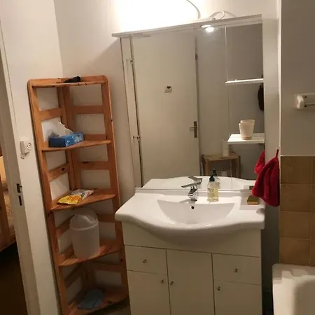 Tres Bel Appartement Coquet Front De Neige Apartment Enchastrayes